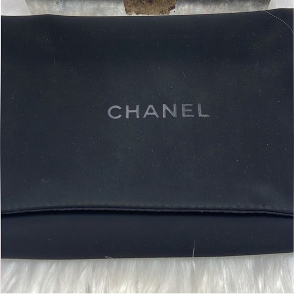 NWOT rare Chanel Ombre quilted lambskin long zippy wallet - Picture 14 of 16